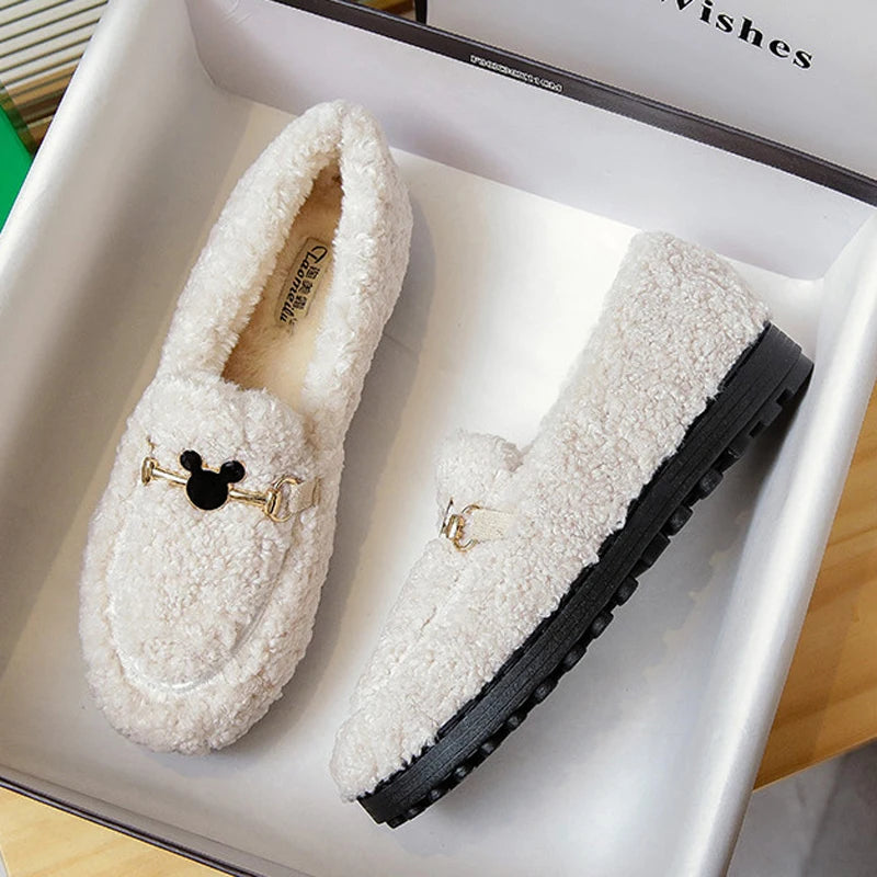 Luxurious Fleece-Lined Buckle Moccasins - Women's Cozy Autumn/Winter Loafers