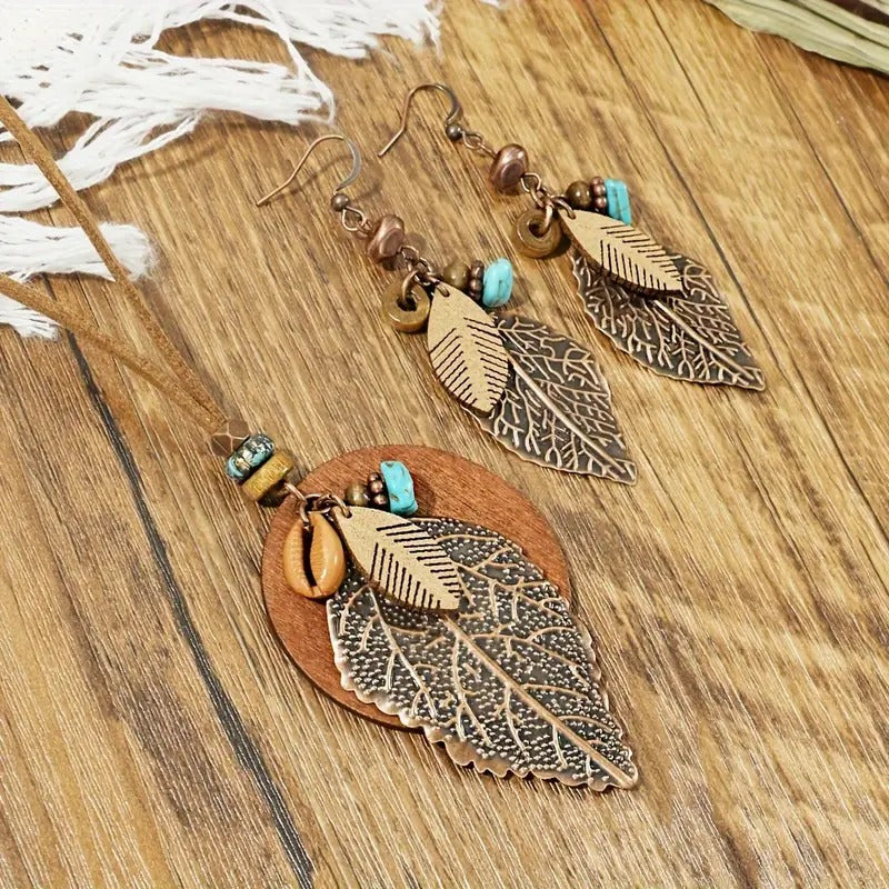 Boho Leaf Charm Jewelry Set – Nature-Inspired Necklace & Earrings