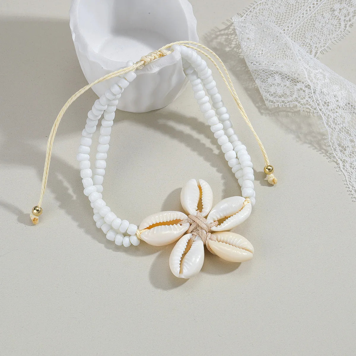 Ocean Bloom – Coastal Shell Anklet