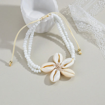 Ocean Bloom – Coastal Shell Anklet